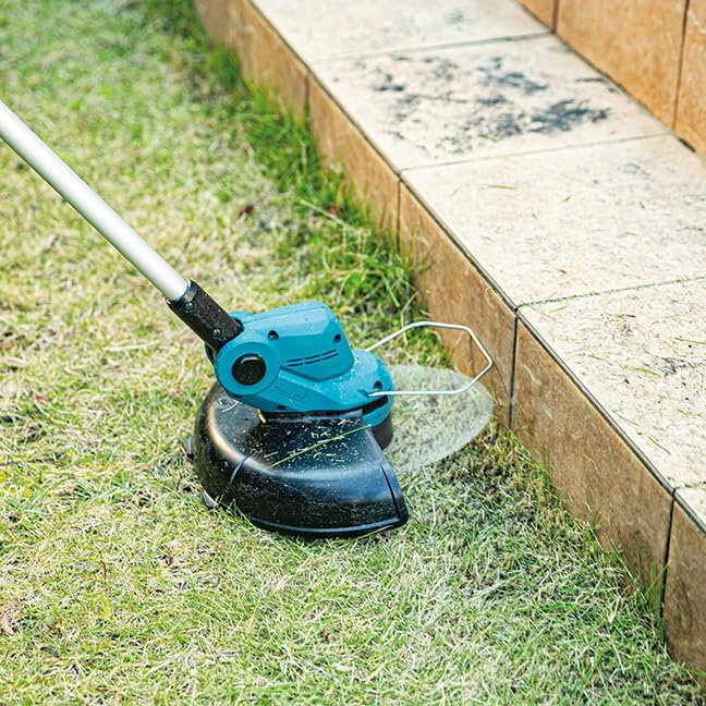 Makita DUR193Z 18V LXT Cordless Grass Trimmer (Tool Only)