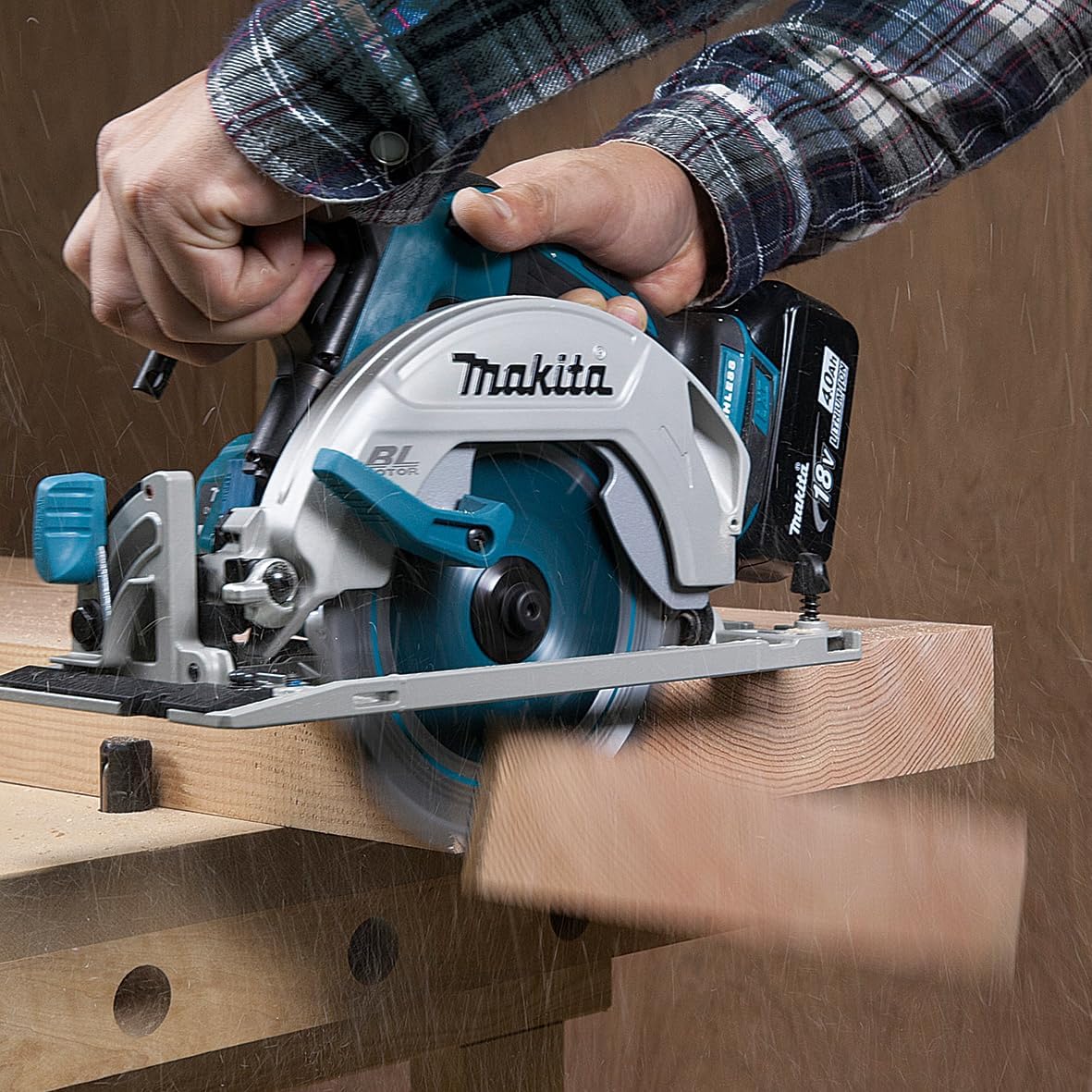 Makita DHS680Z 18V Li-Ion LXT Brushless 165mm Circular Saw – Tool Only (Battery & Charger Excluded)