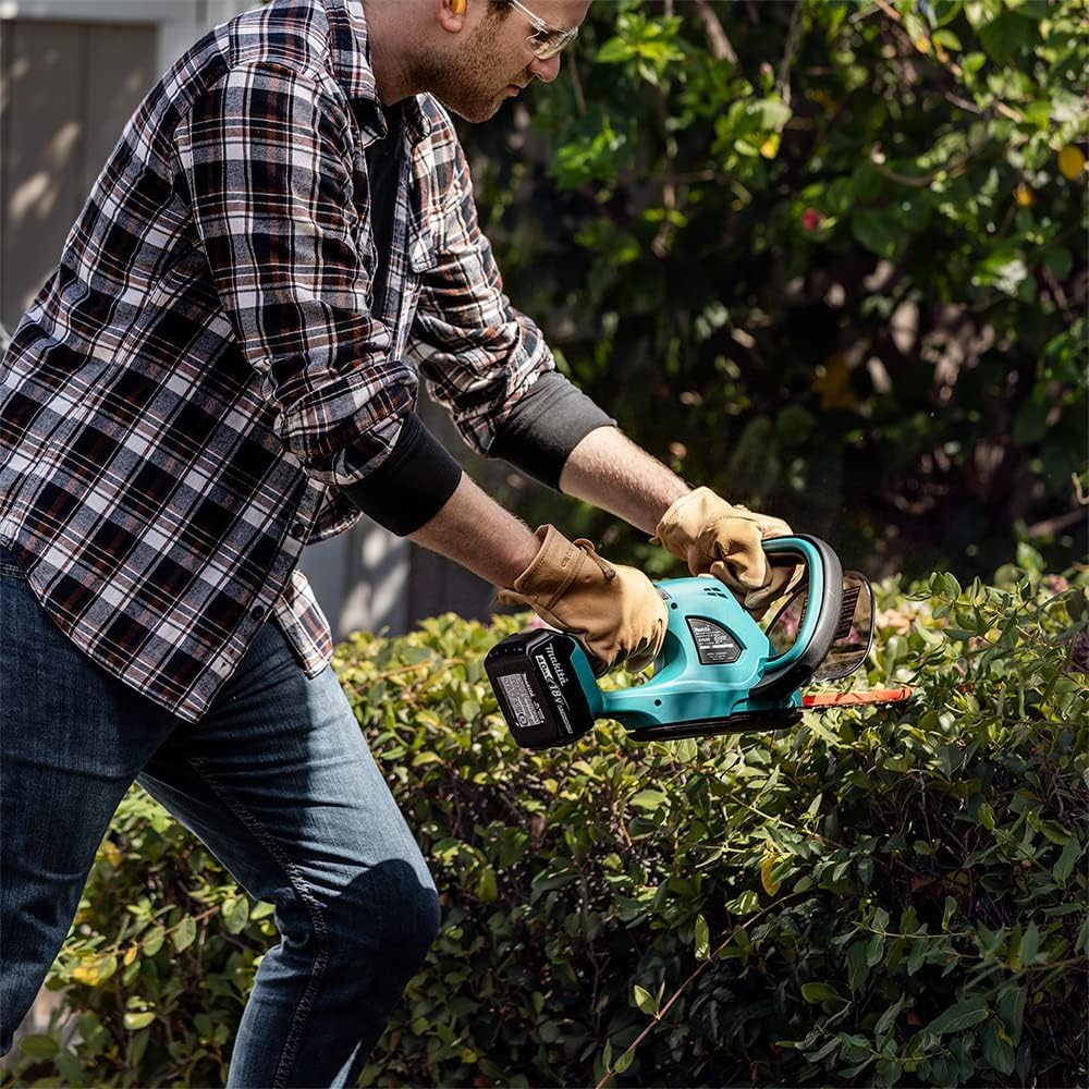 Makita DUH523Z 18V LXT Cordless 52cm Hedge Trimmer (Battery & Charger Not Included)